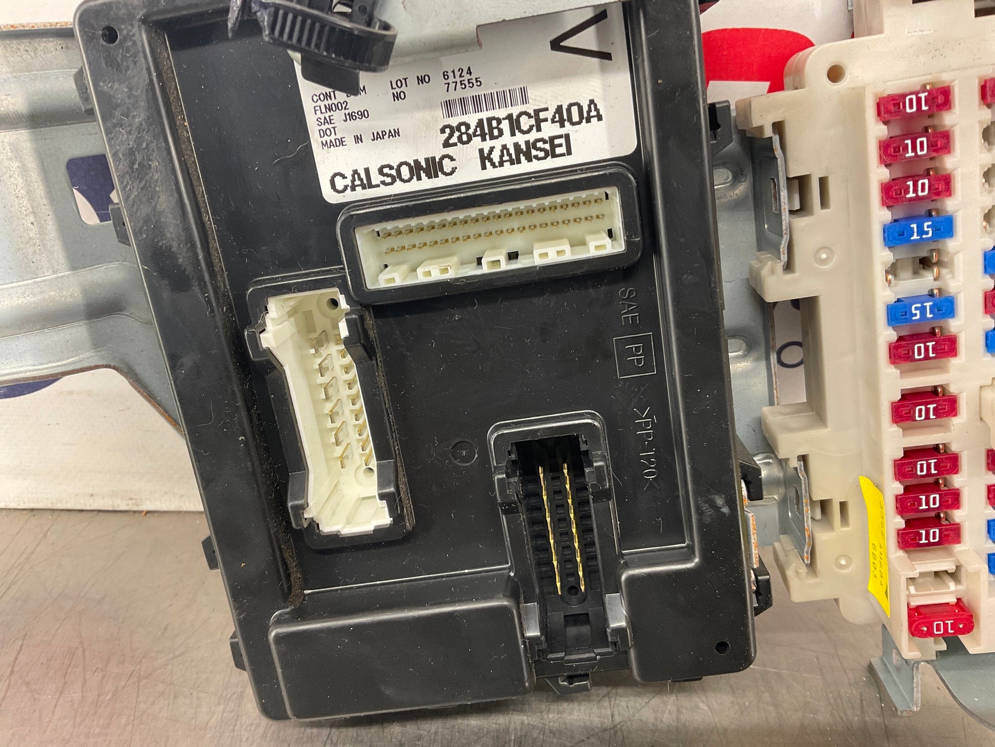 2006 Nissan 350Z BCM Body Control Module 284B1CF40A OEM 15BAJDE - On Point Parts Inc