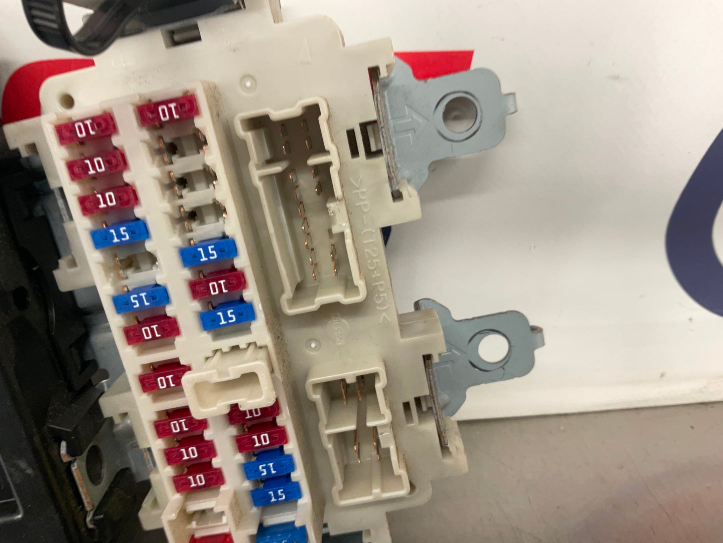 2006 Nissan 350Z BCM Body Control Module 284B1CF40A OEM 15BAJDE - On Point Parts Inc