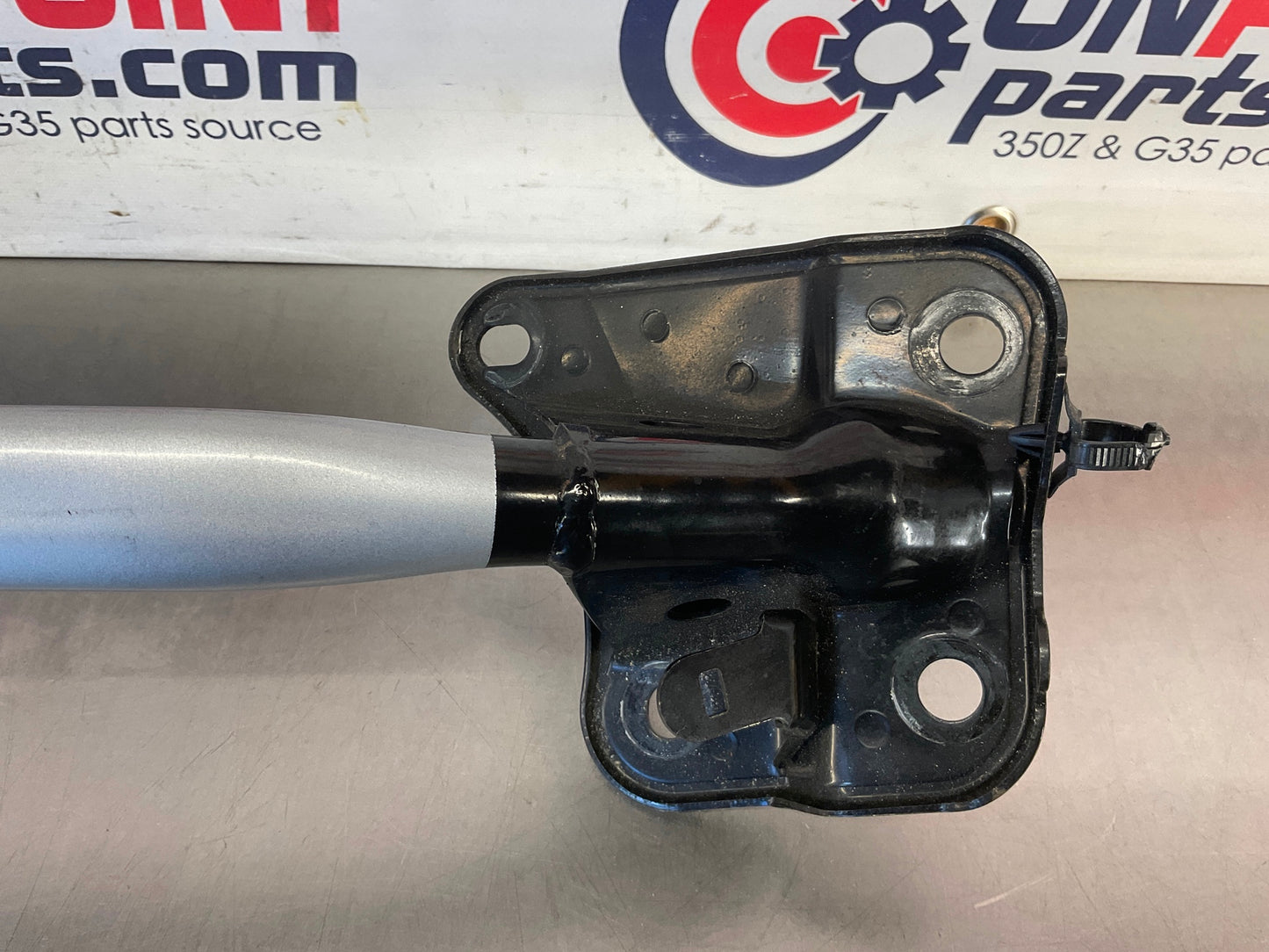 2005 Nissan 350Z Front Strut Tower Brace OEM 13BEBE3 - On Point Parts Inc