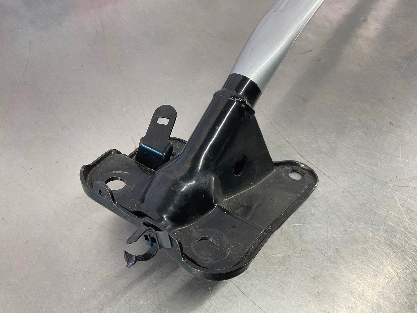 2005 Nissan 350Z Front Strut Tower Brace OEM 13BEBE3 - On Point Parts Inc