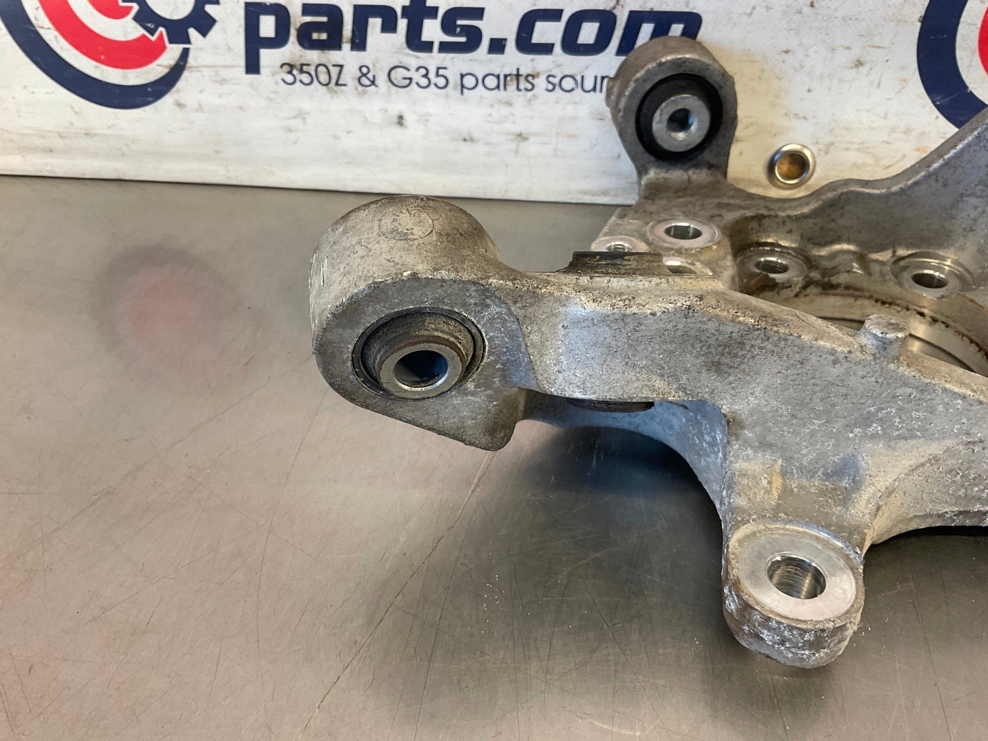2006 Nissan 350Z Driver Left Rear Suspension Knuckle Axle Housing OEM 23BC9EG - On Point Parts Inc
