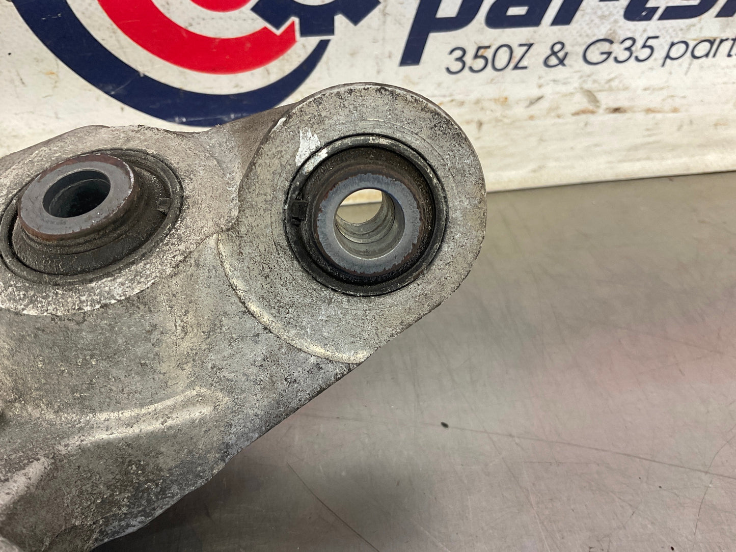 2006 Nissan 350Z Driver Left Rear Suspension Knuckle Axle Housing OEM 23BC9EG - On Point Parts Inc