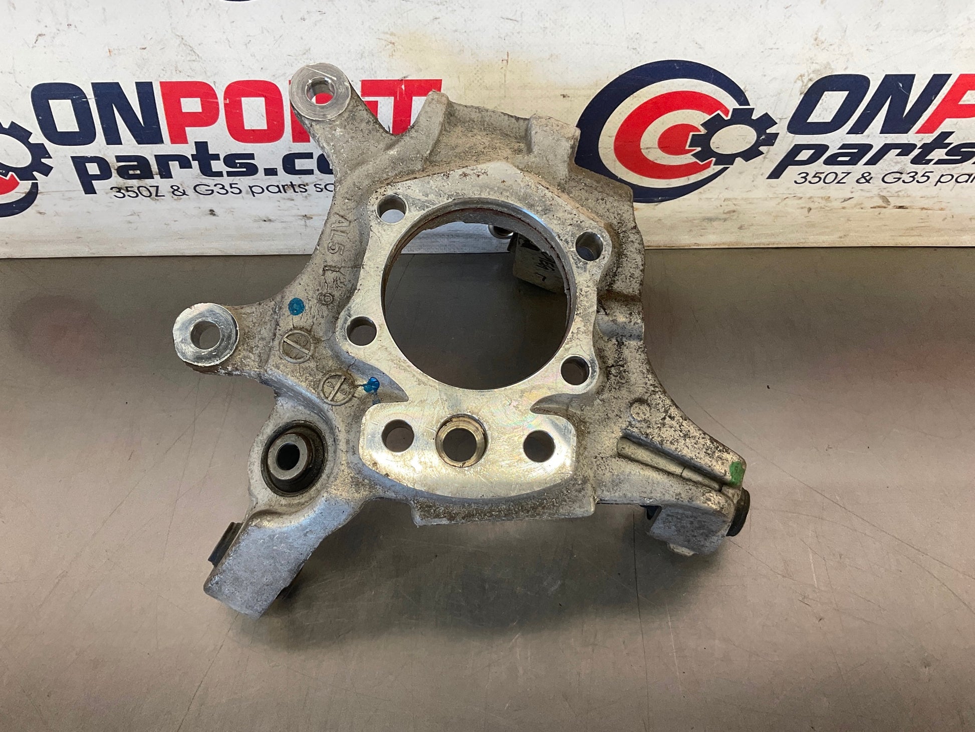 2006 Nissan 350Z Driver Left Rear Suspension Knuckle Axle Housing OEM 23BC9EG - On Point Parts Inc